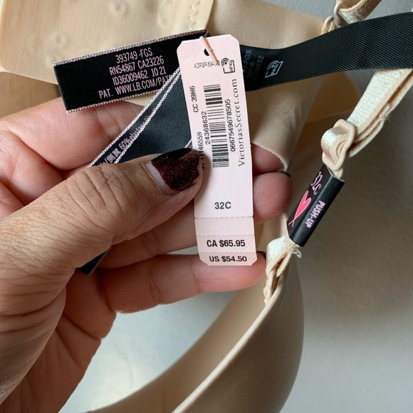 Victoria’s Secret NWT multi-way/ Multi-Position Size 32C - Picture 3 of 7